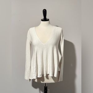 Free People White Sweater - Size XS